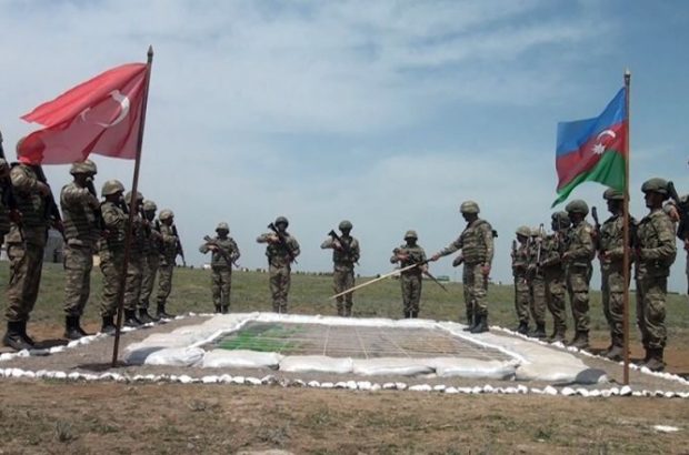 رزمایش نظامی مشترک جمهوری آذربایجان و ترکیه برگزار شد